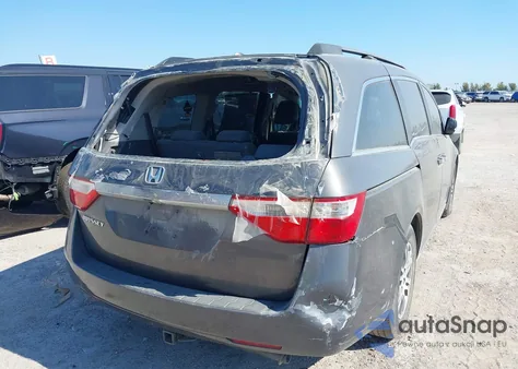 2013 Honda Odyssey Ex-L from USA, damaged, VIN 5FNRL5H66DB069061